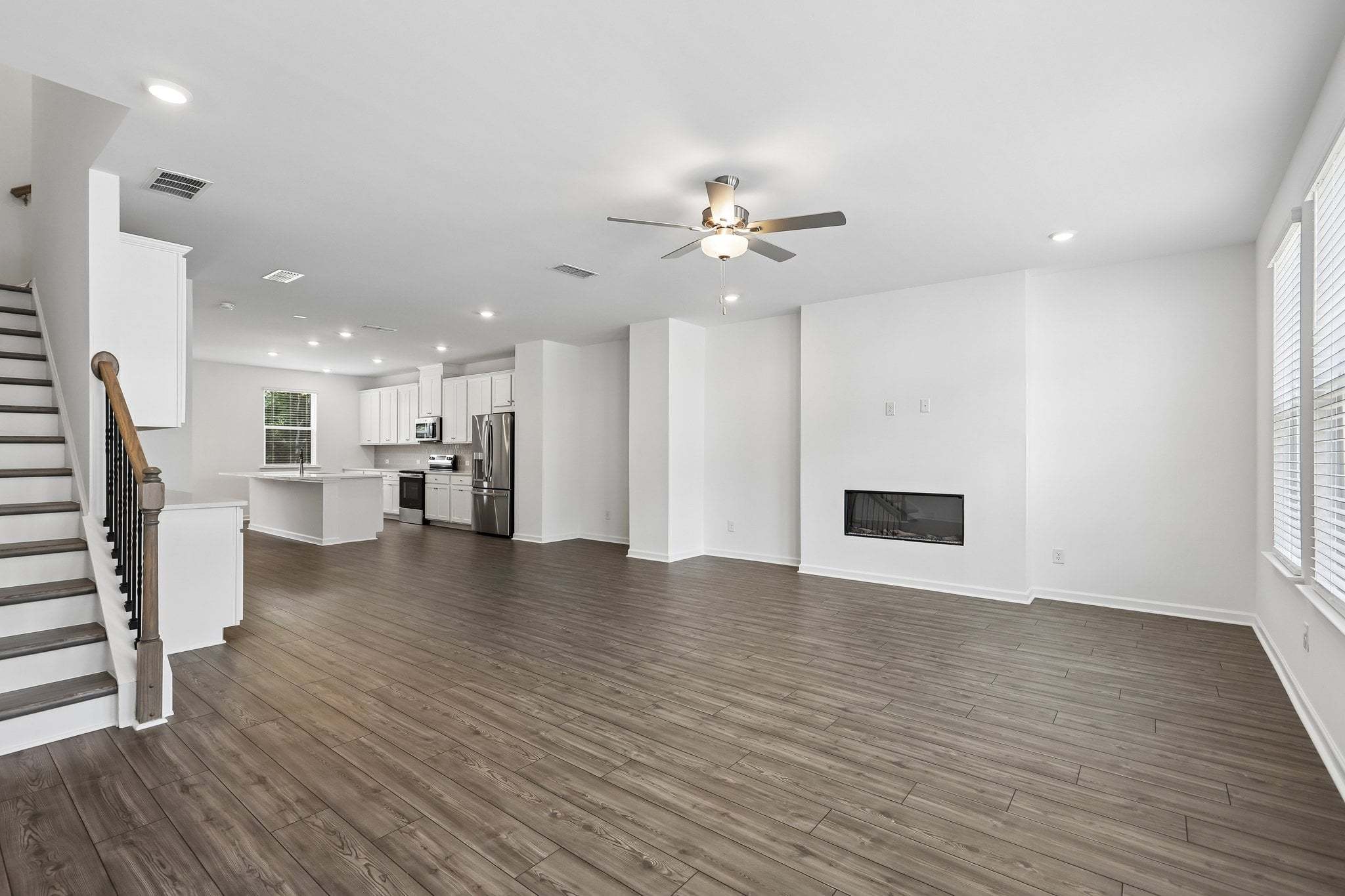 623 Oak Bluff Drive (Dawson)