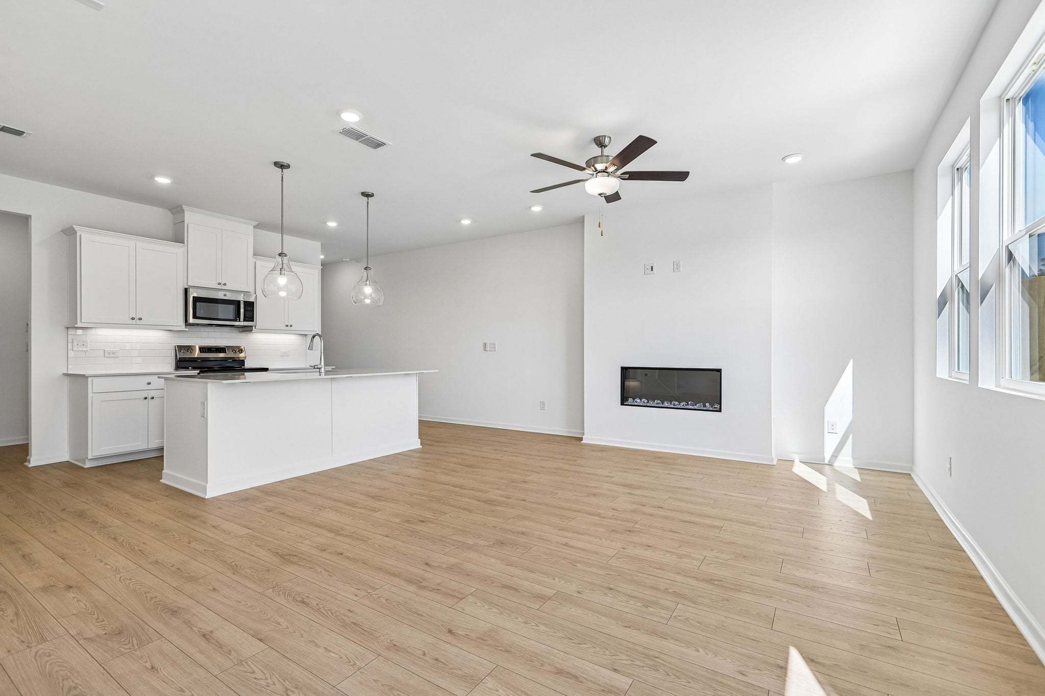 Kenna - Weatherfield Townhomes: Buford, Georgia - Taylor Morrison