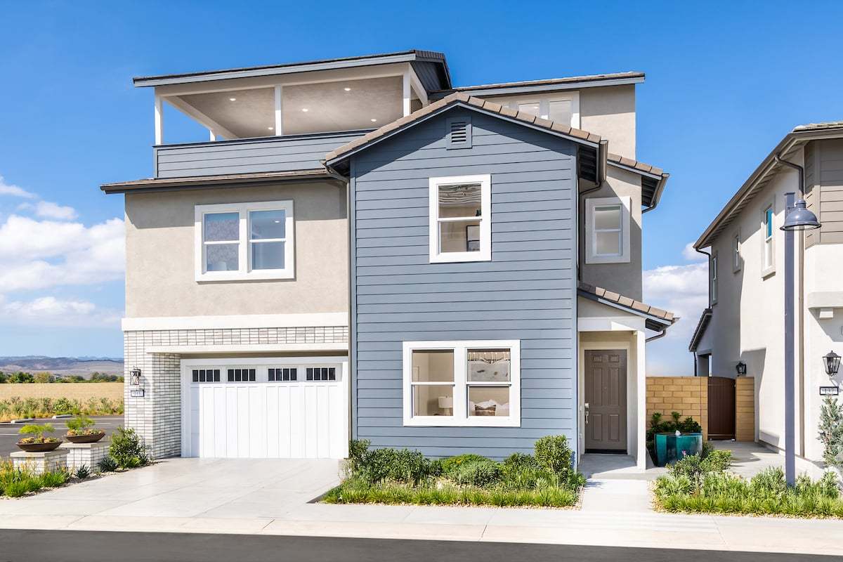 141 Starhaven. Irvine, CA 92618