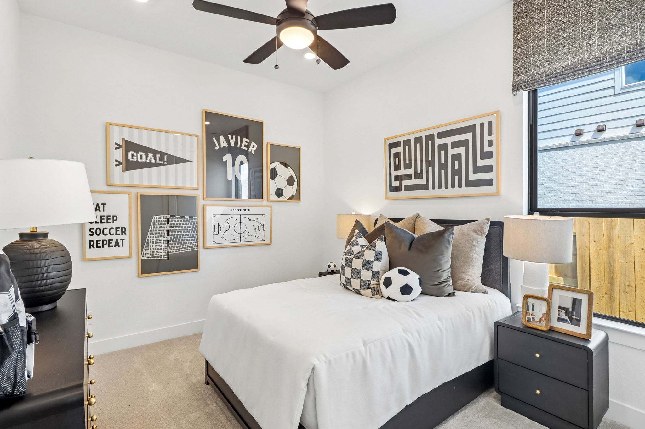 24-web-or-mls-21911 Clover Thistle Court-S0109-024