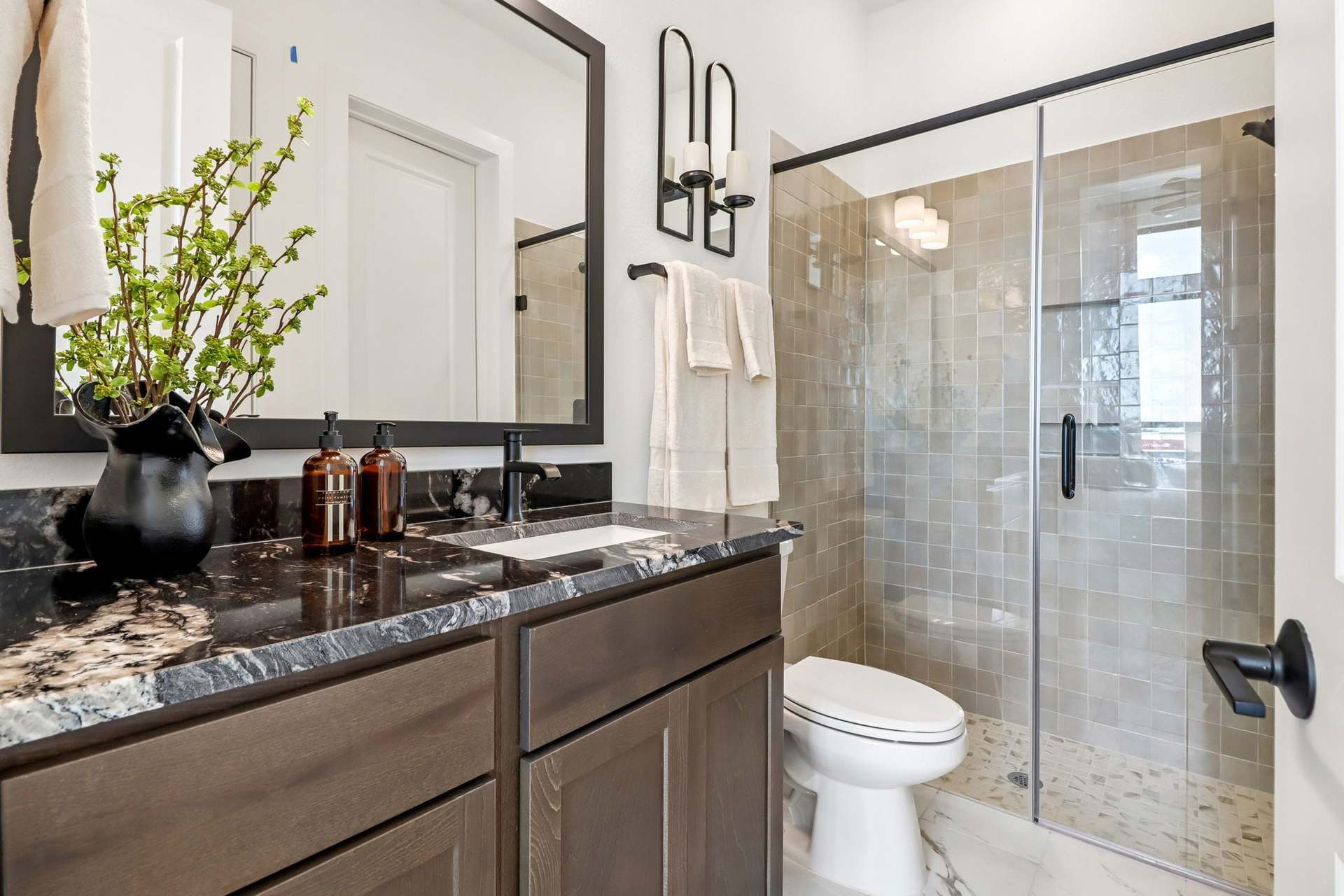 20-web-or-mls-21911 Clover Thistle Court-S0109-020