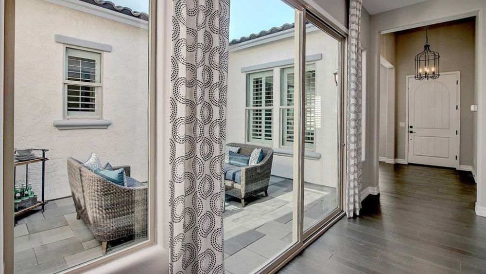 victoryatverradoappaloosa4foyercourtyard