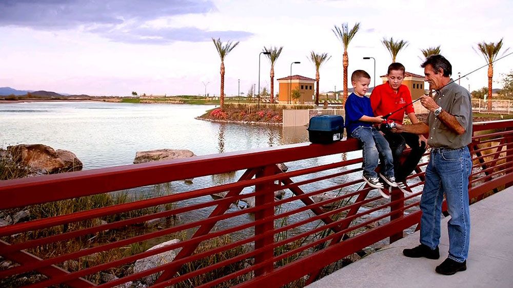 cantamia-at-estrella-14-urban-fishing