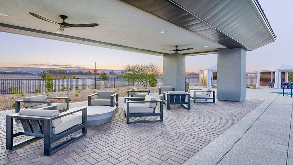 az_ovation_reccenter_gallery_pool-amenities-28