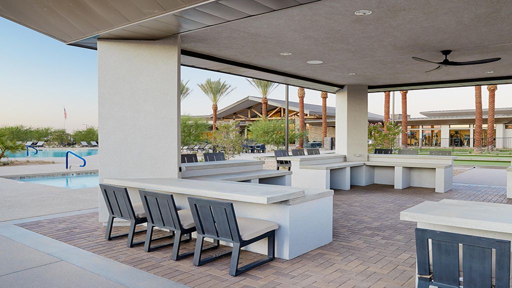 AZ_Ovation_RecCenter_Gallery_Pool Amenities-30