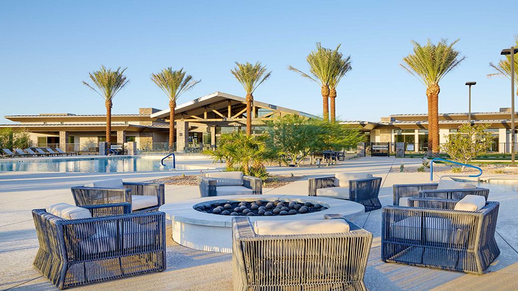 AZ_Ovation_RecCenter_Gallery_Pool Amenities-33