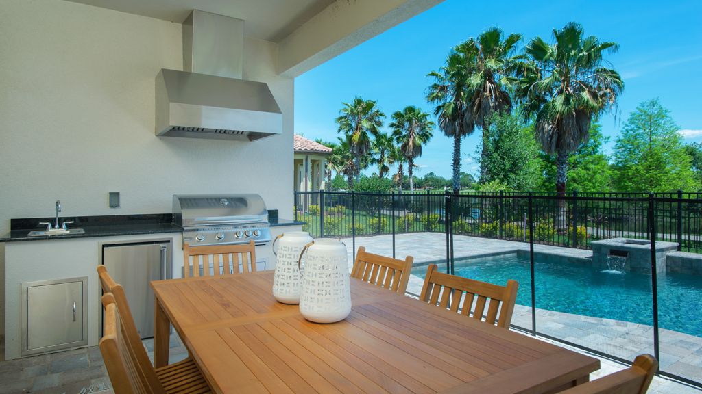 Ambra_12-lanai-outdoor-living