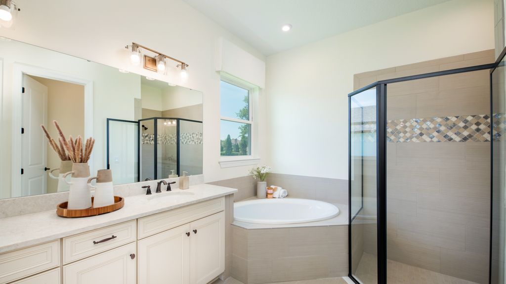 Ambra_09-owner-bath