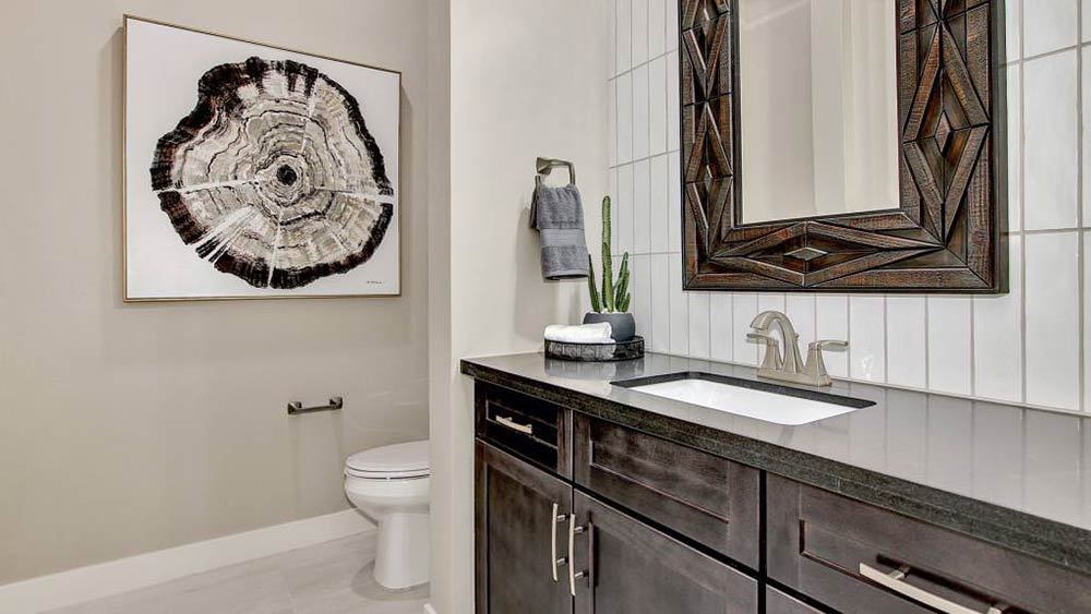 victoryatverradoshire19powderroom