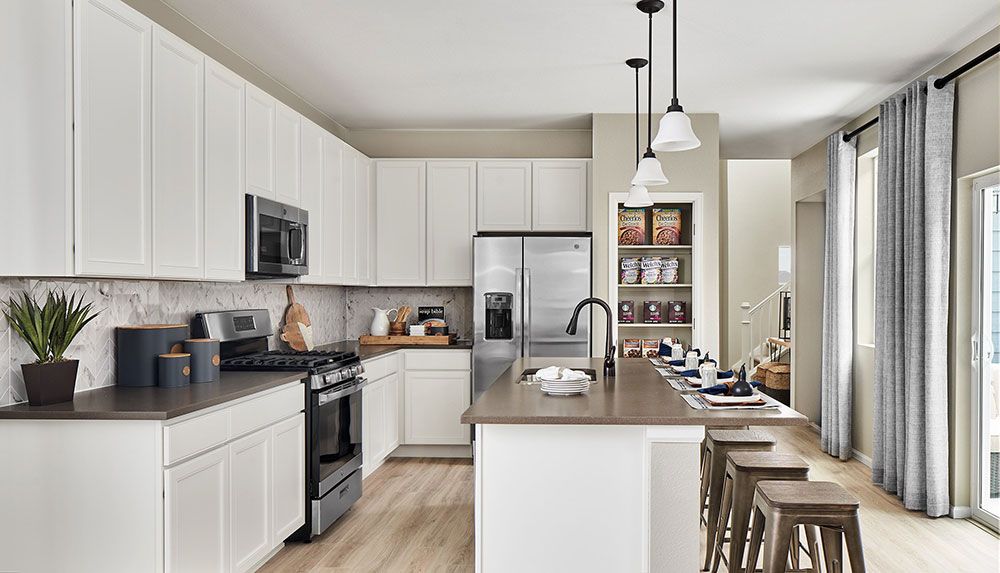 Taylor Morrison High Point Stella Kitchen-1-...