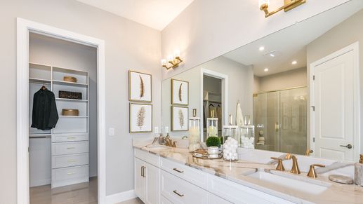 Esp-by-the-Islands-Romano-VII-5147-16x9-ownersbath