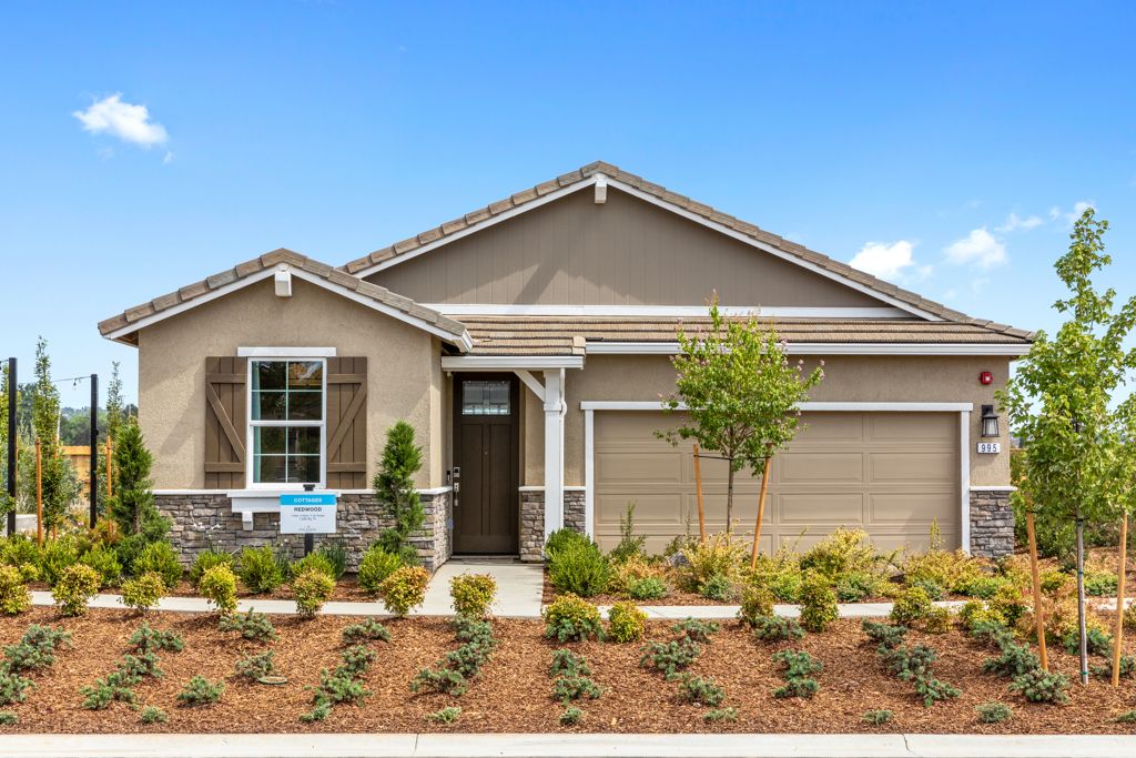 01 Redwood Ext Front