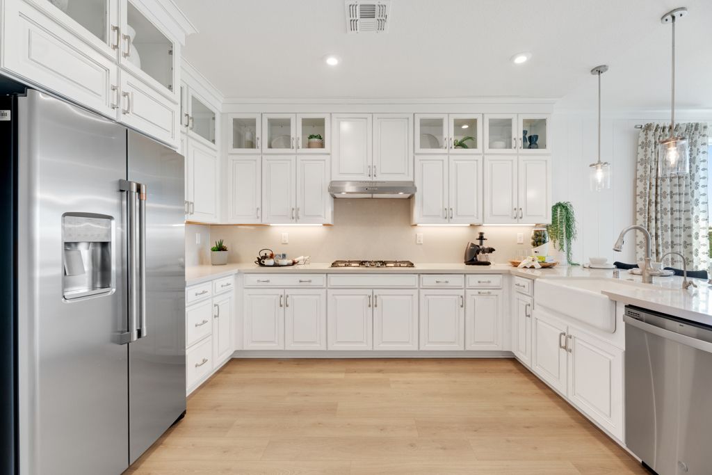 11 Redwood Kitchen