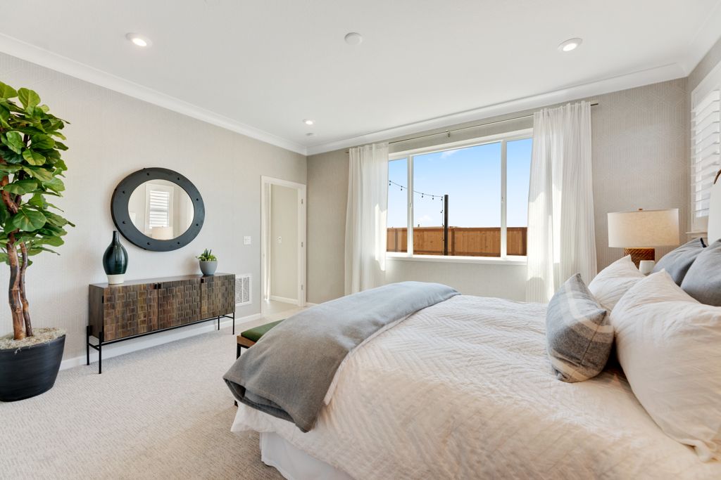 37 Willow Owners Bedroom