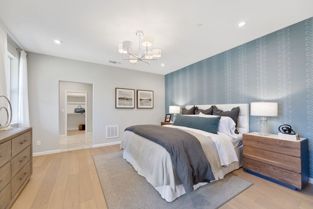 31 River Owners Bed