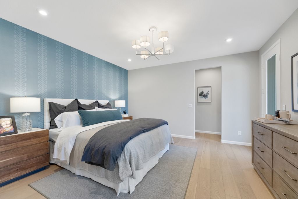 33 River Owners Bed