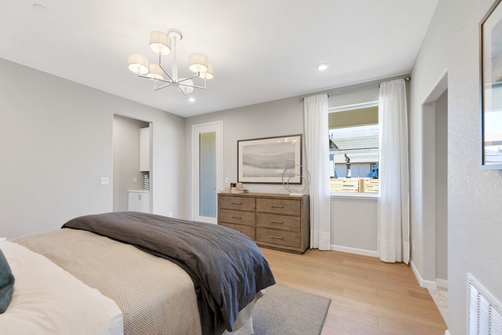 34 River Owners Bed