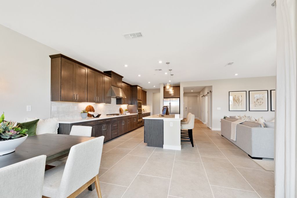 28 Mallard Casual Dining