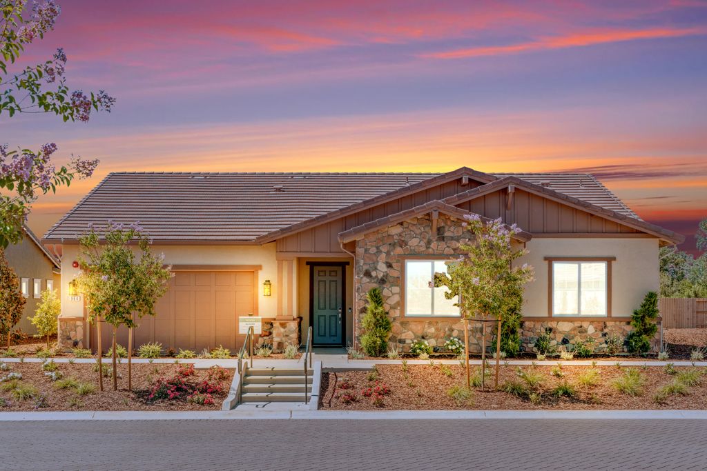 01 Glacier Ext Front Twilight