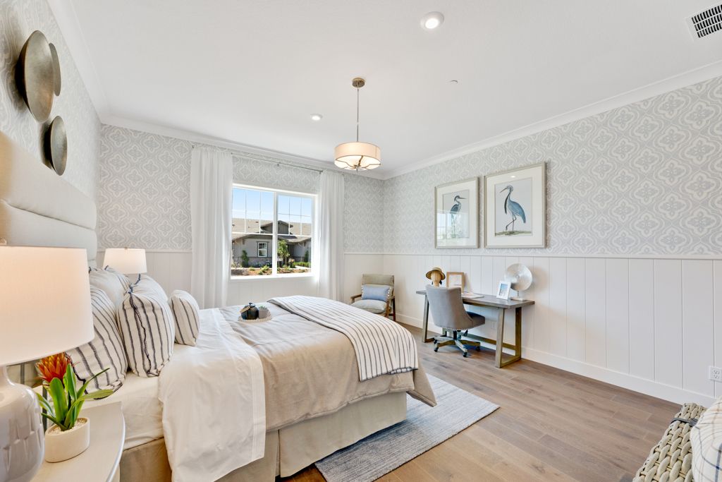 13 Harbor Bed 2