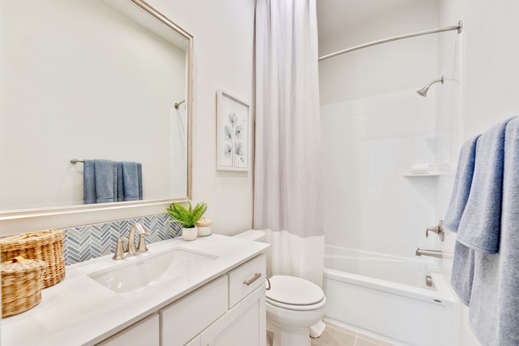 15 Harbor Bath 2