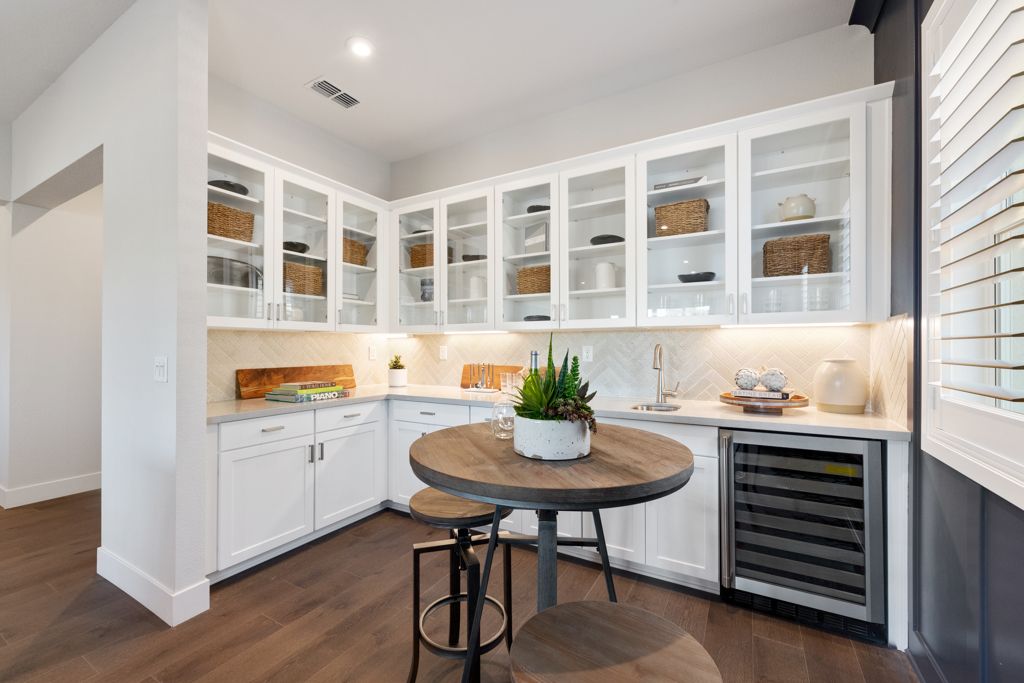 28 Harbor Ext Gathering