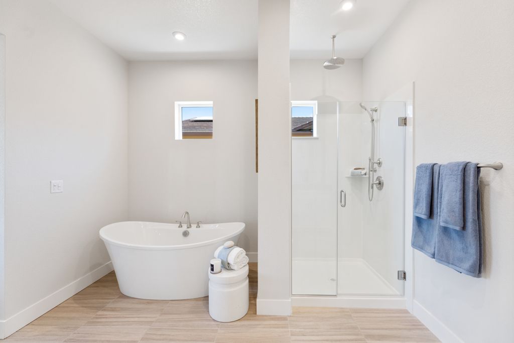 49 Harbor Owners Bath