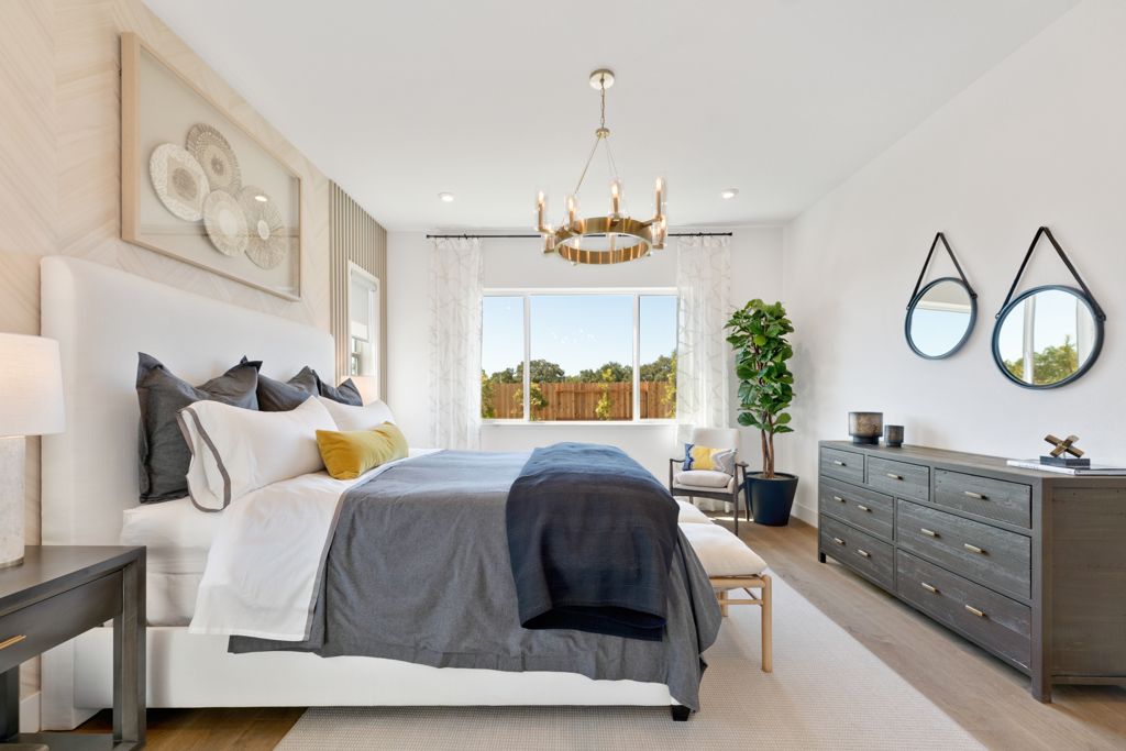 38 Meadows Owners Bed