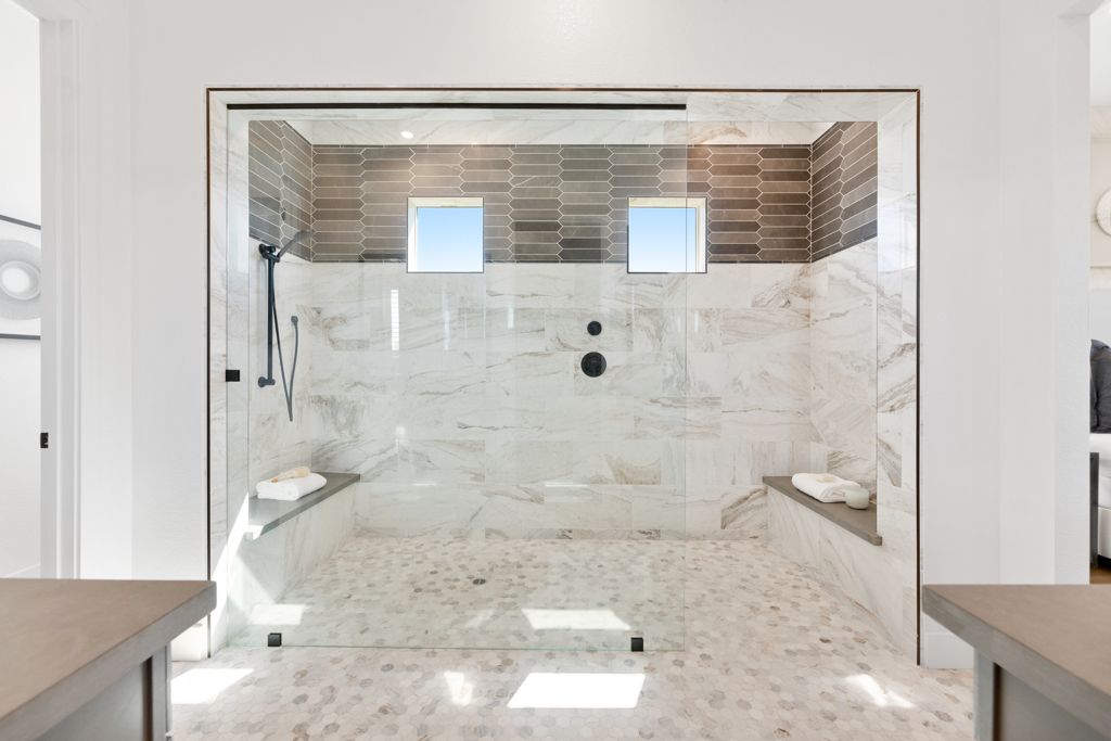 44 Meadows Owners Bath