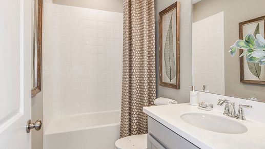 River-Landing-Antigua-2333-16x9-bathroom