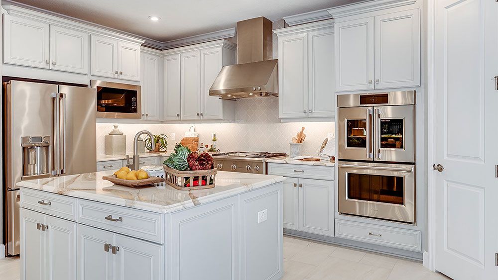 River-Landing-Bimini-3820-16x9-kitchen