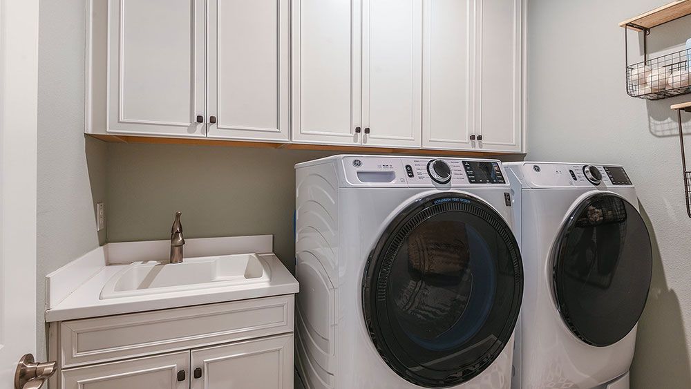 River-Landing-Tortola-3563-16x9-laundry