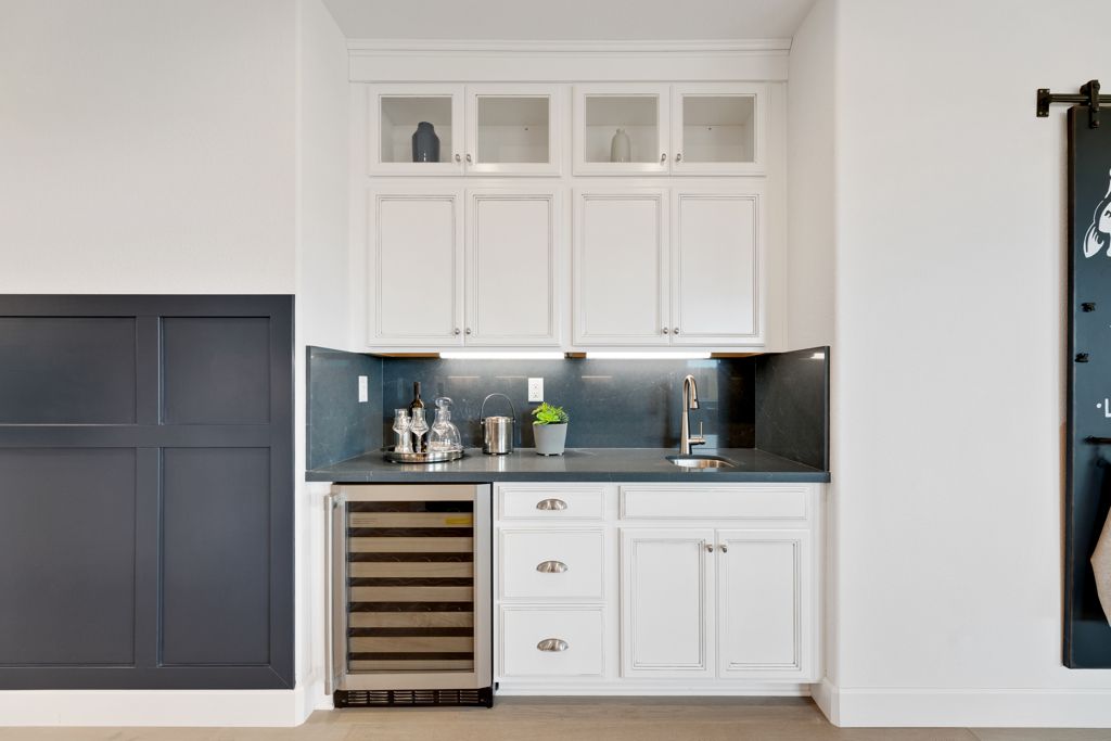 24 Quail Kitchen