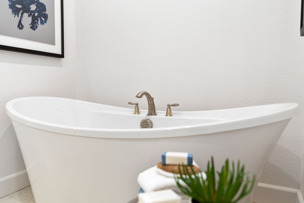 46 Quail Owners Bath