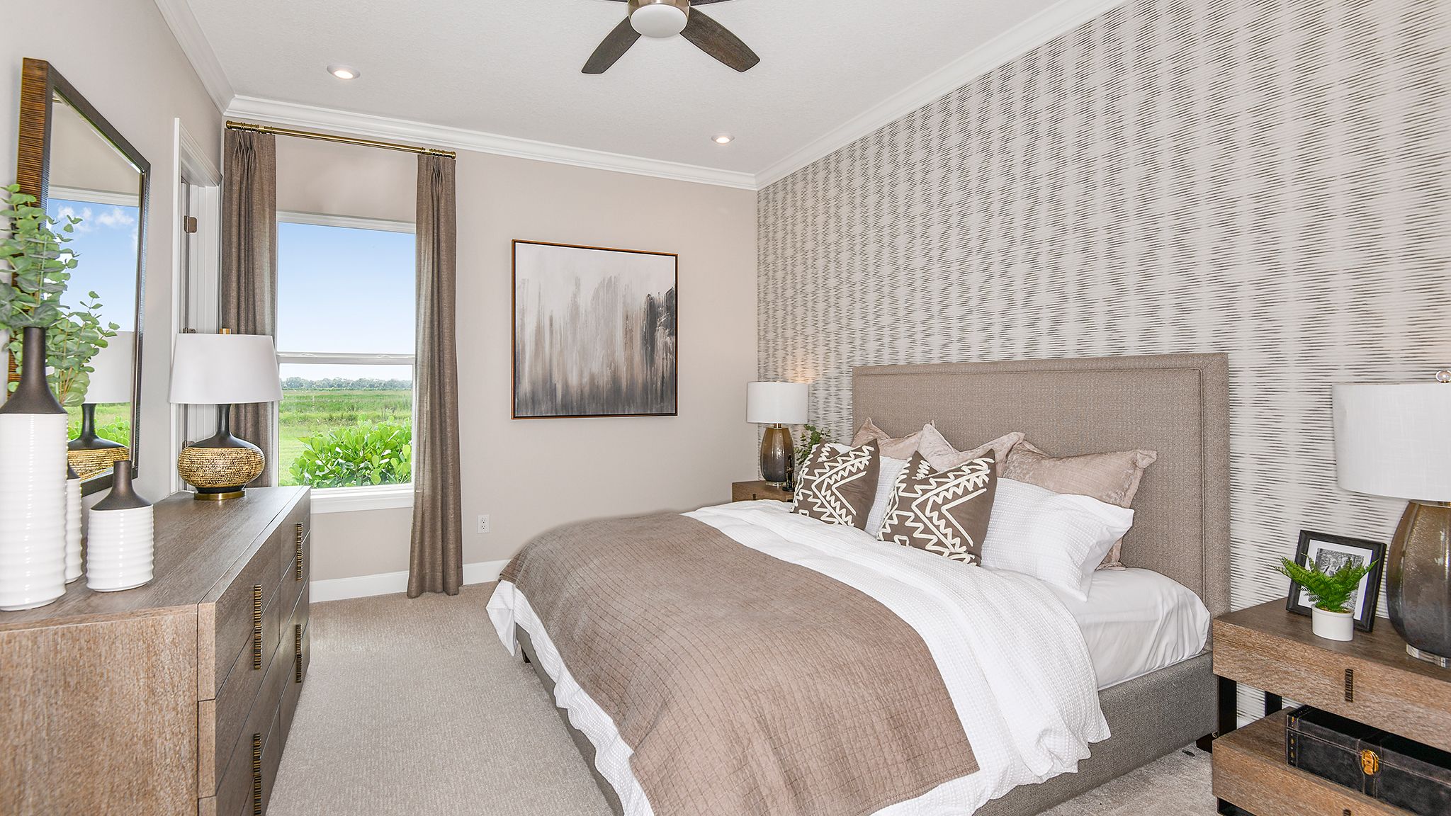 Esp-at-Skye-Ranch-Pallazio-6869-16x9-bedroom