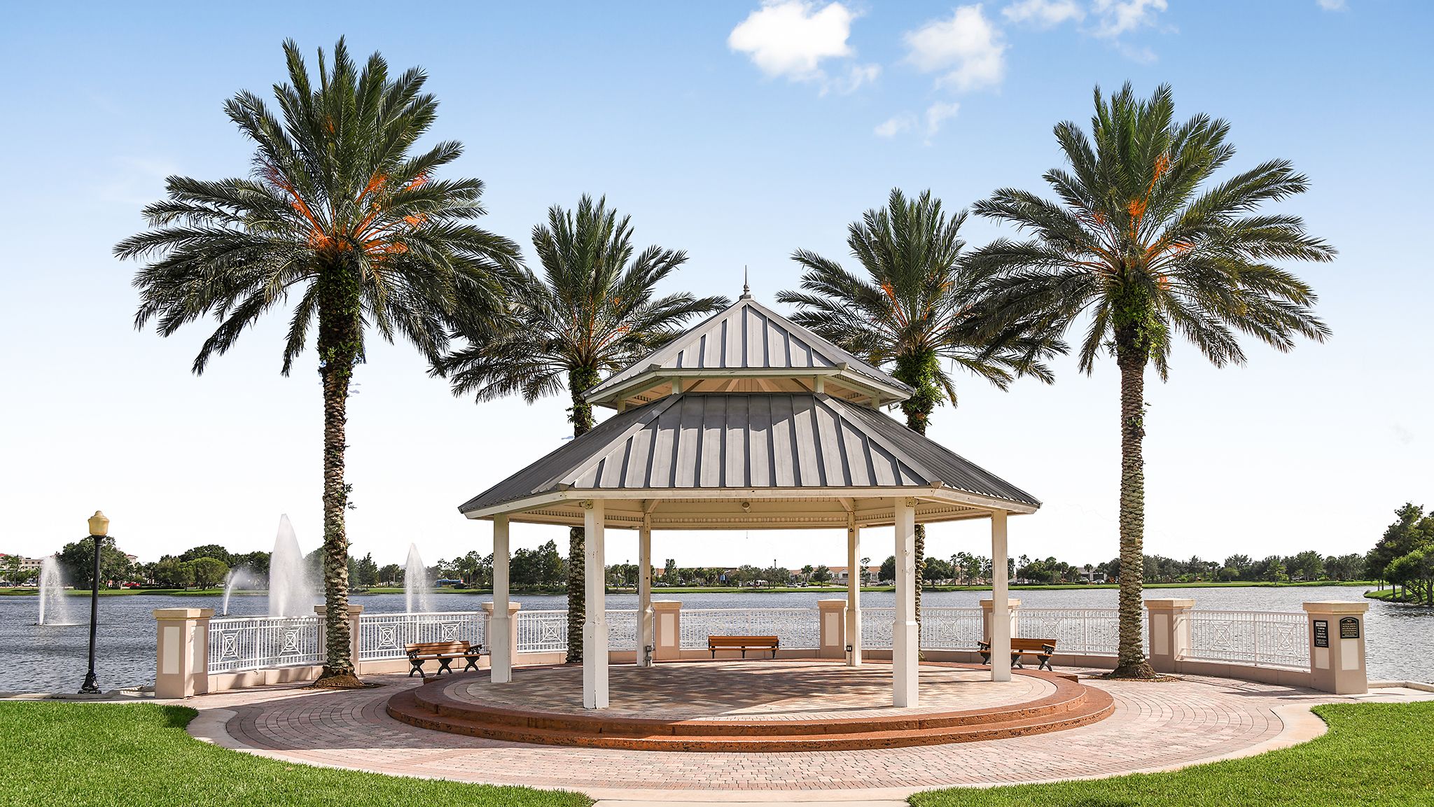 Tradition-Town-Center-8377-16x9-Gazebo