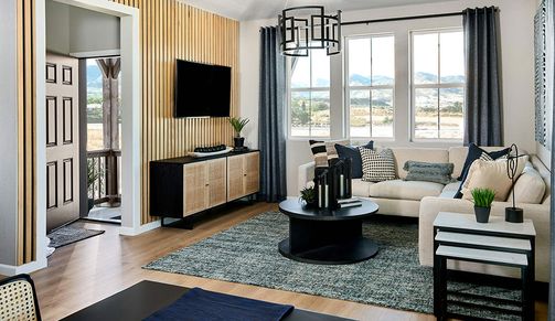8 Sterling-Prospect-Living-10-05-21-Web