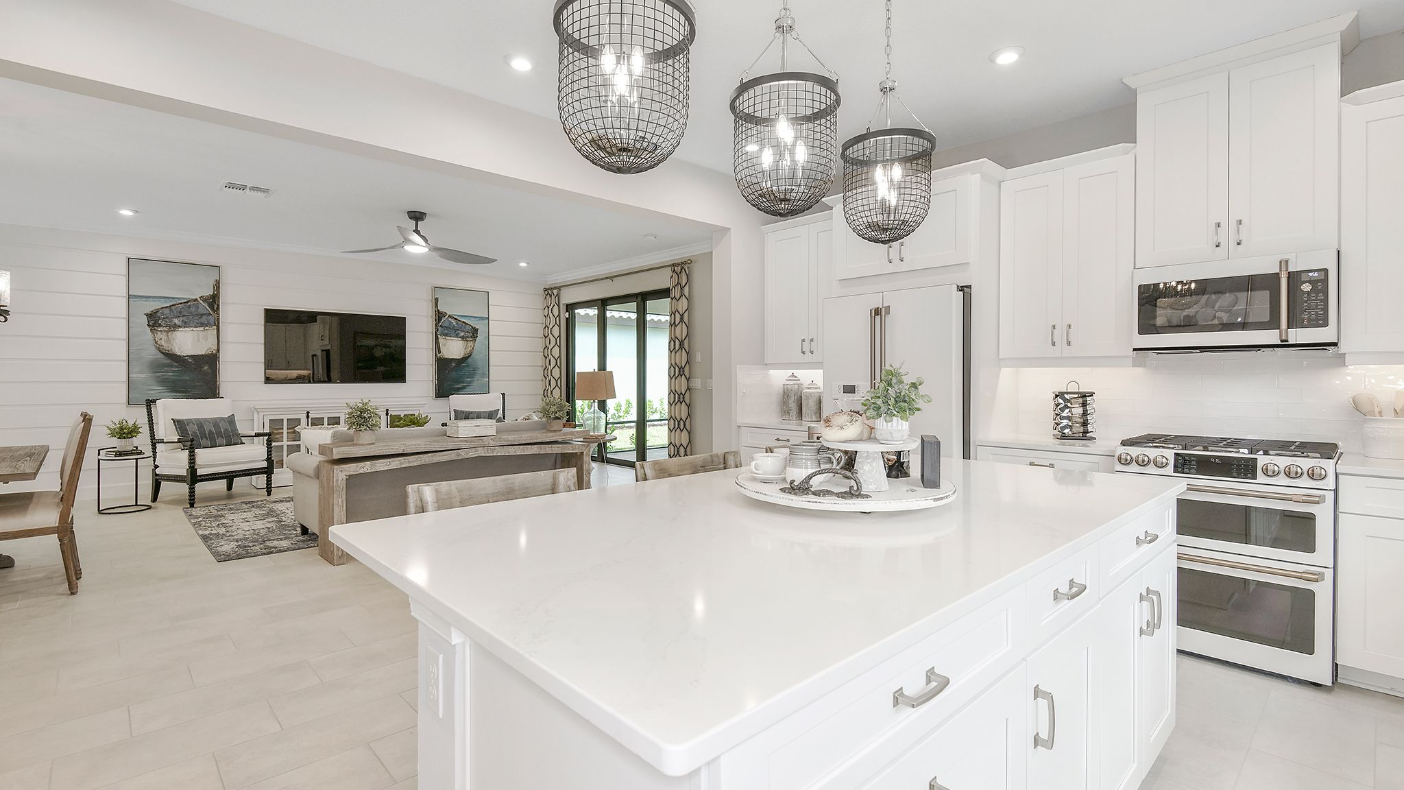 Esp-Tradition-Bergamo-KitchenView