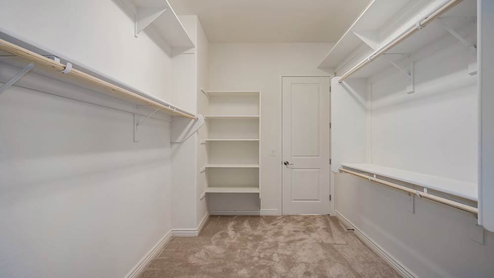 Owners Walk In Closet20