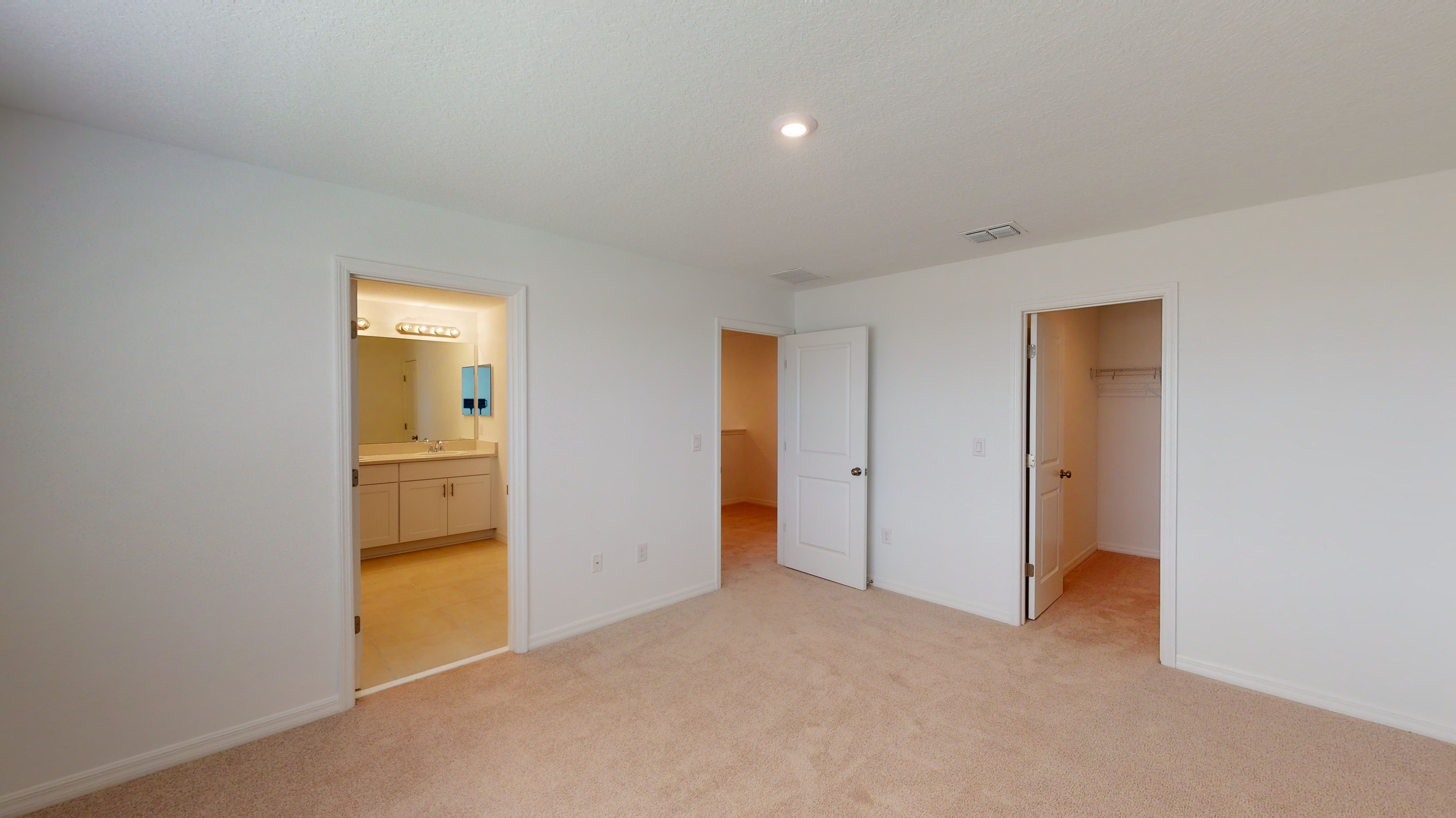 Azalea-Owners-Suite-2