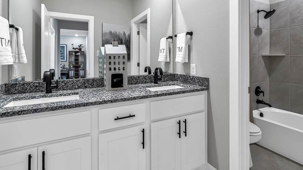 66-TM-Topaz  60s AV Cypress-20221018