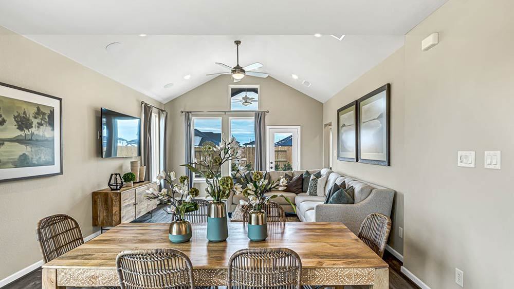 22-TM-4209  40s AV Cypress-20221018