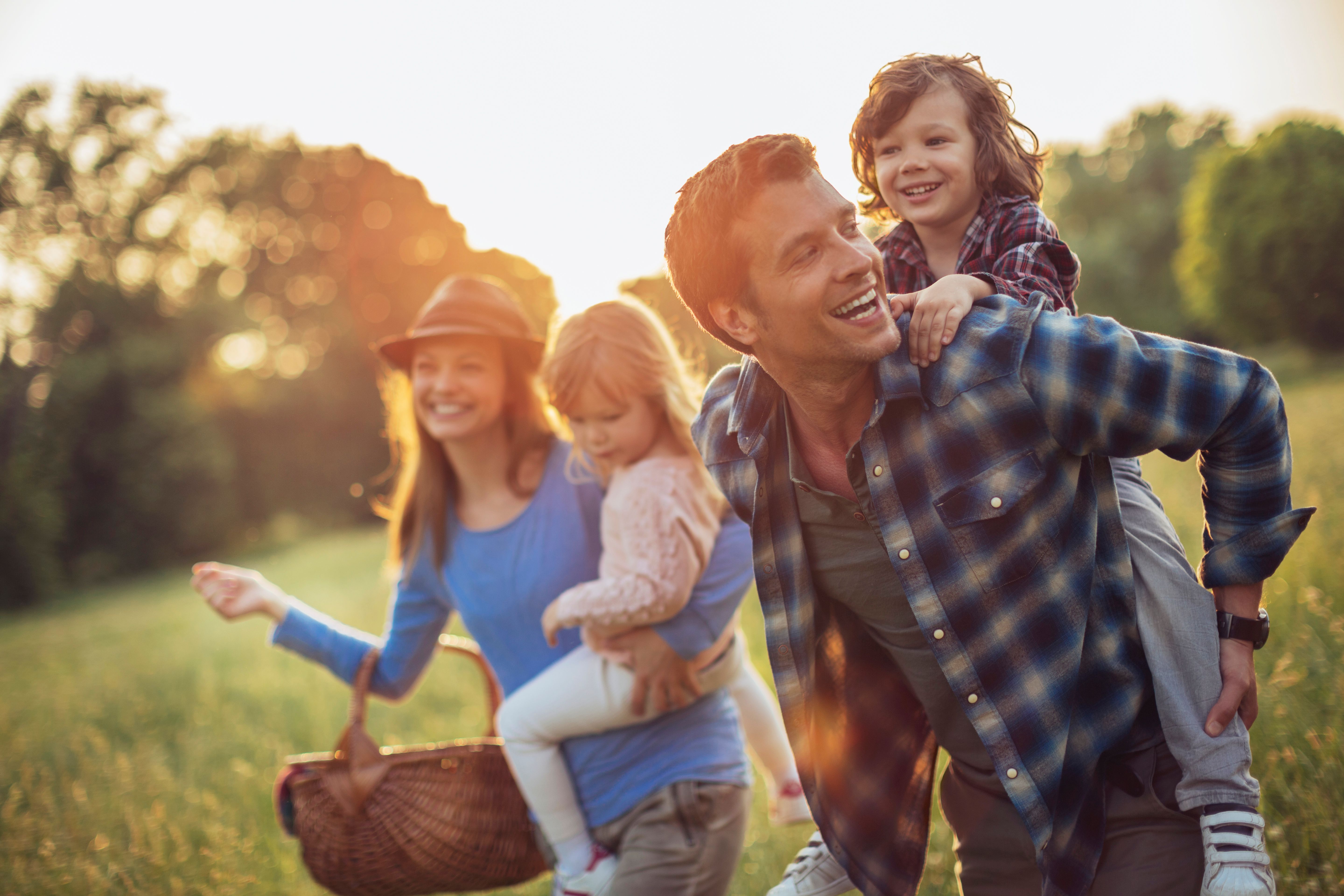 GettyImages-474675938- Super Cute Fam