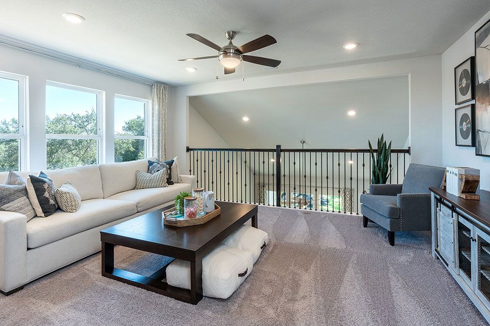 POR - Jasmine - Upstairs Living Room