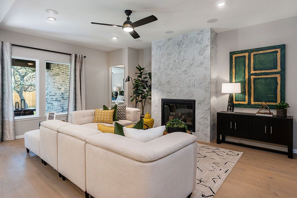 POR - Sienna - Living Room