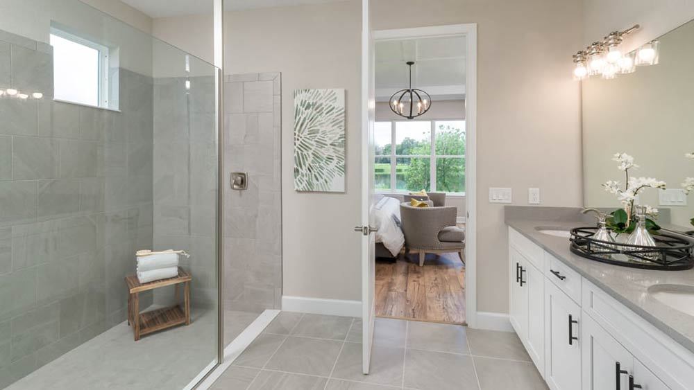 Java_10 Owners Bathroom