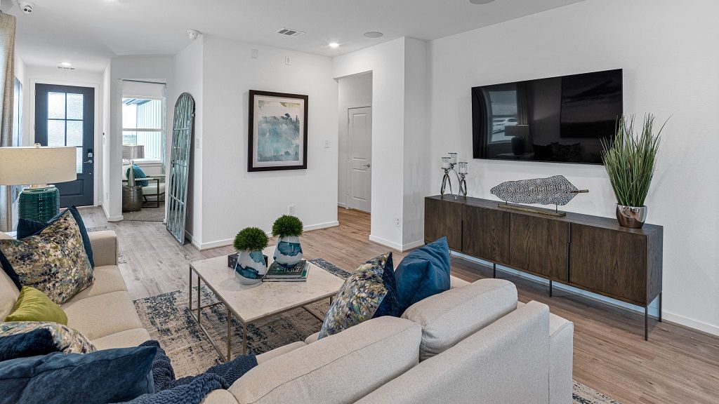 22-TM Cypress-40s Capella Model-20230216