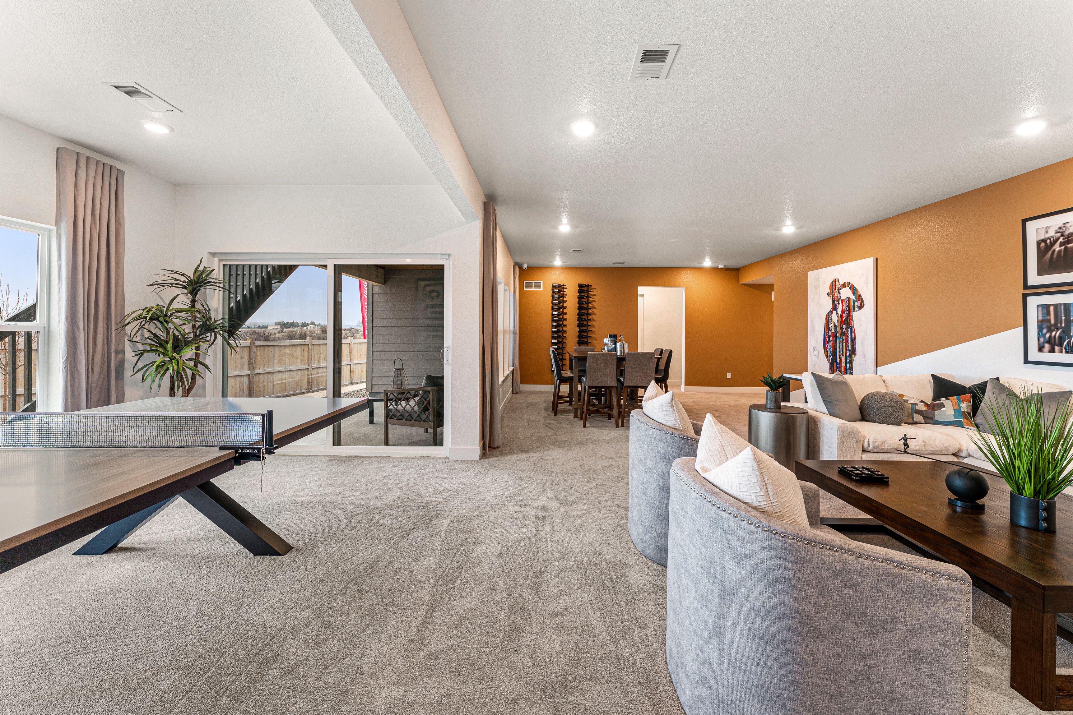 23 16975-Black-Rose-Pl-Print