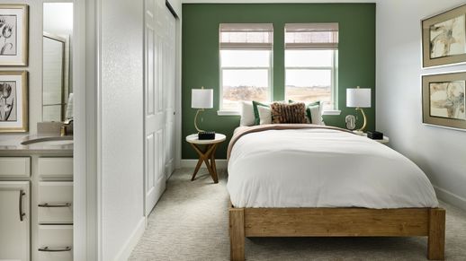 13-Glass-Steamboat-02-28-23-Apartment-Bedroom-Web