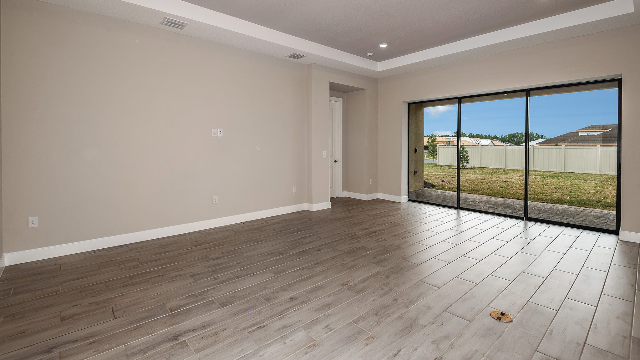 Esp-at-Wiregrass-Letizia-7665-16x9